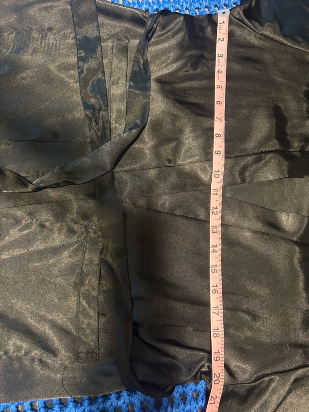 Satin Lace-Trim Robe - Black - Picture 5 of 6
